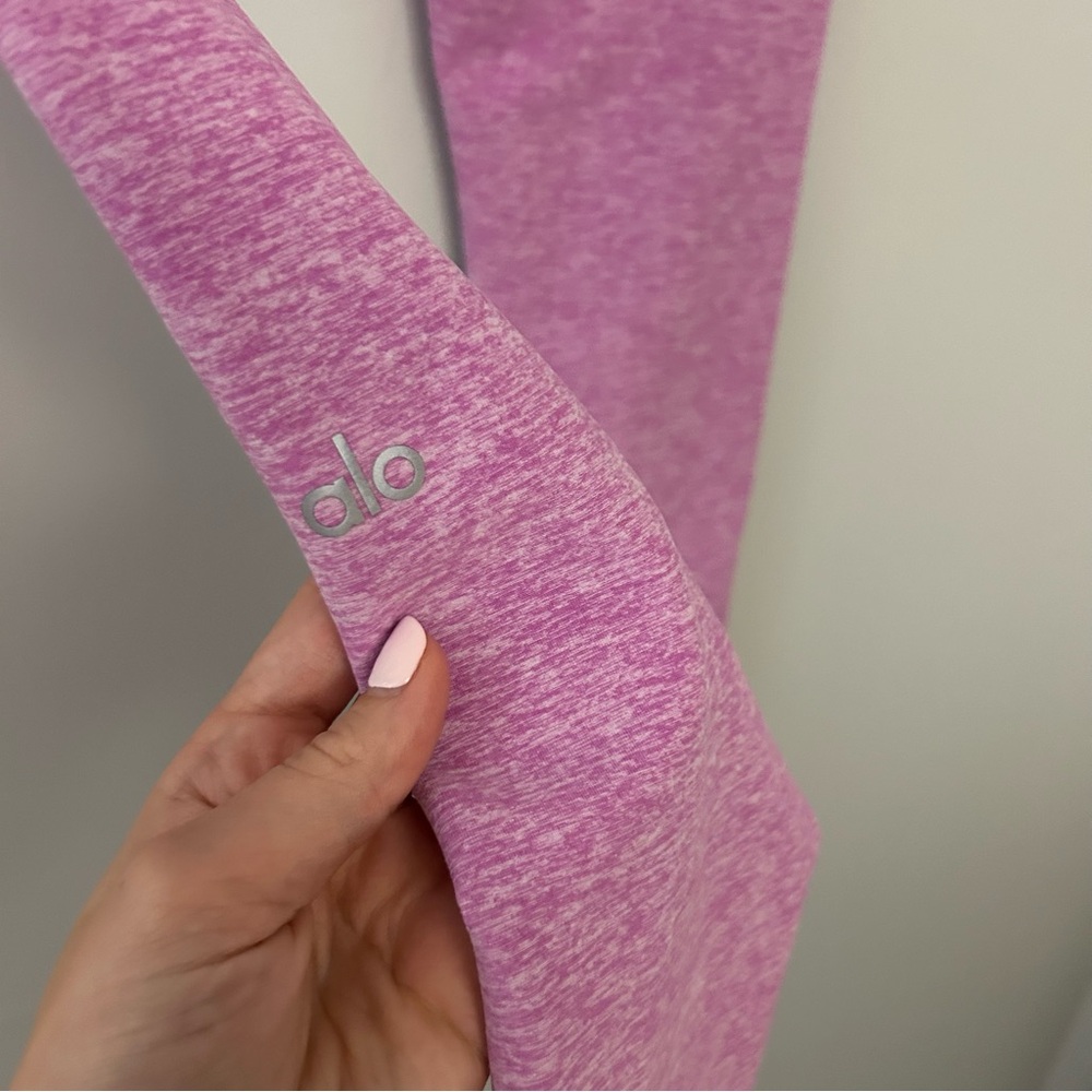 ALO Yoga Heathered Pink High-Rise Leggings - Slim Fit - Picture 6 of 7